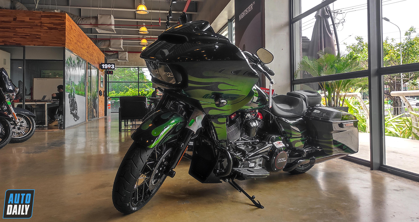 Chi tiết Harley-Davidson CVO Road Glide có giá hơn 2 tỷ đồng tại Việt Nam